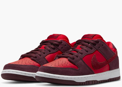 Nike SB Dunk Low Cherry